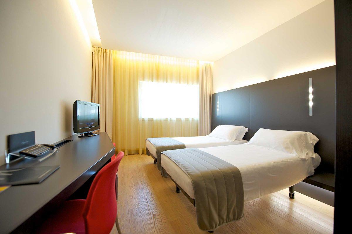 Mercure Nerocubo Rovereto Esterno foto
