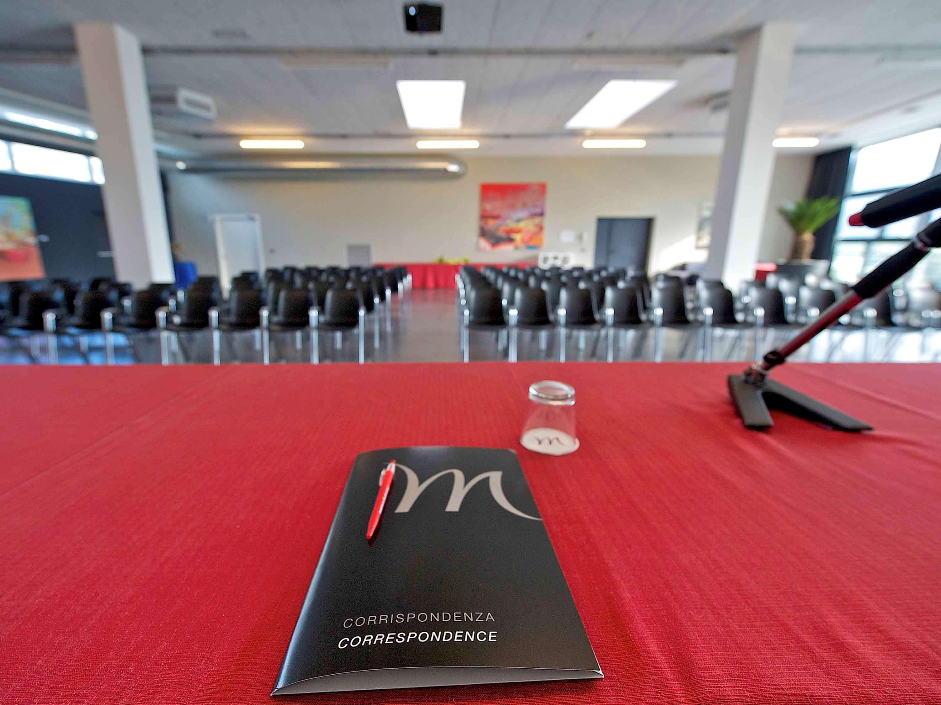 Mercure Nerocubo Rovereto Esterno foto