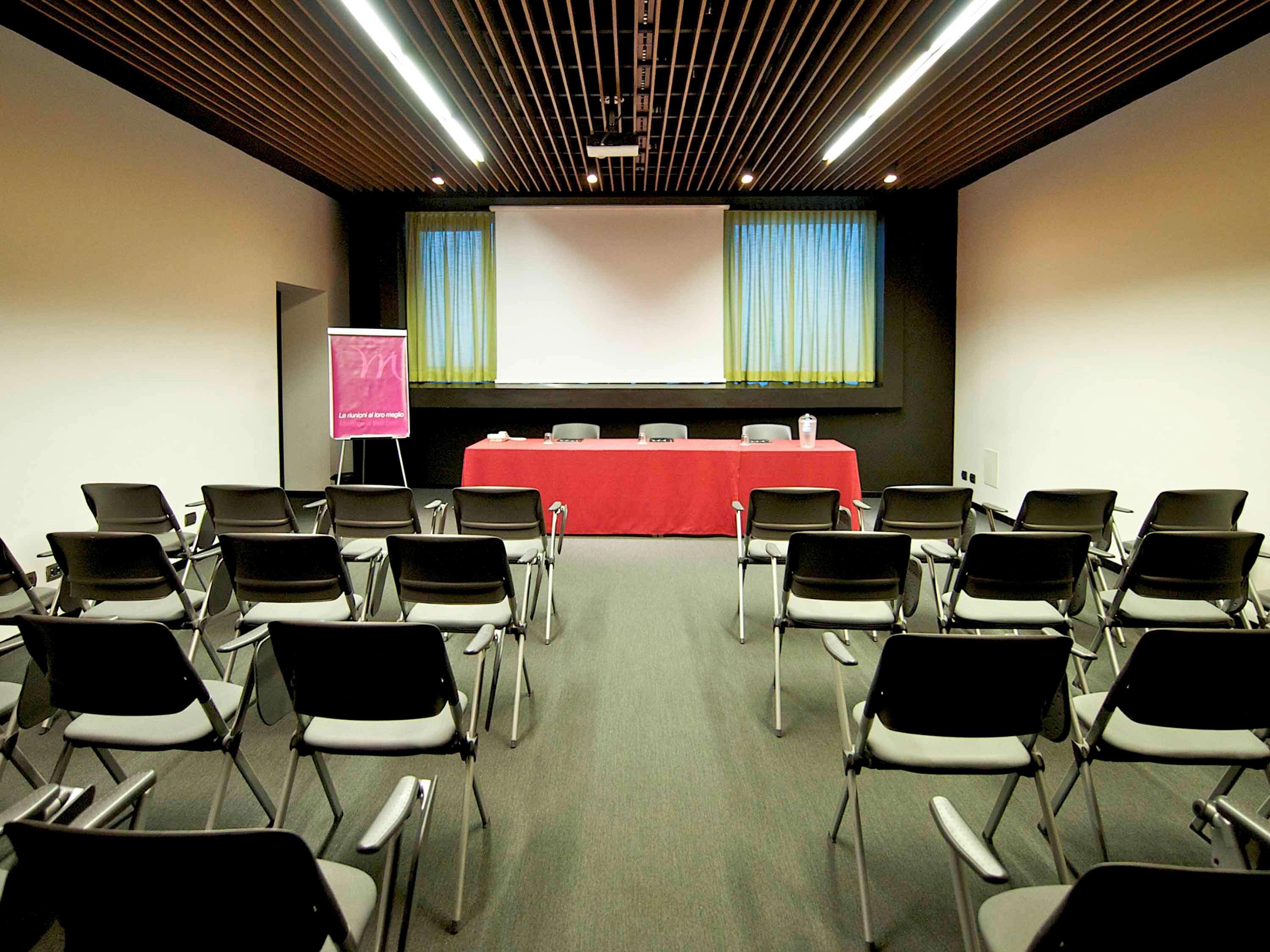 Mercure Nerocubo Rovereto Esterno foto