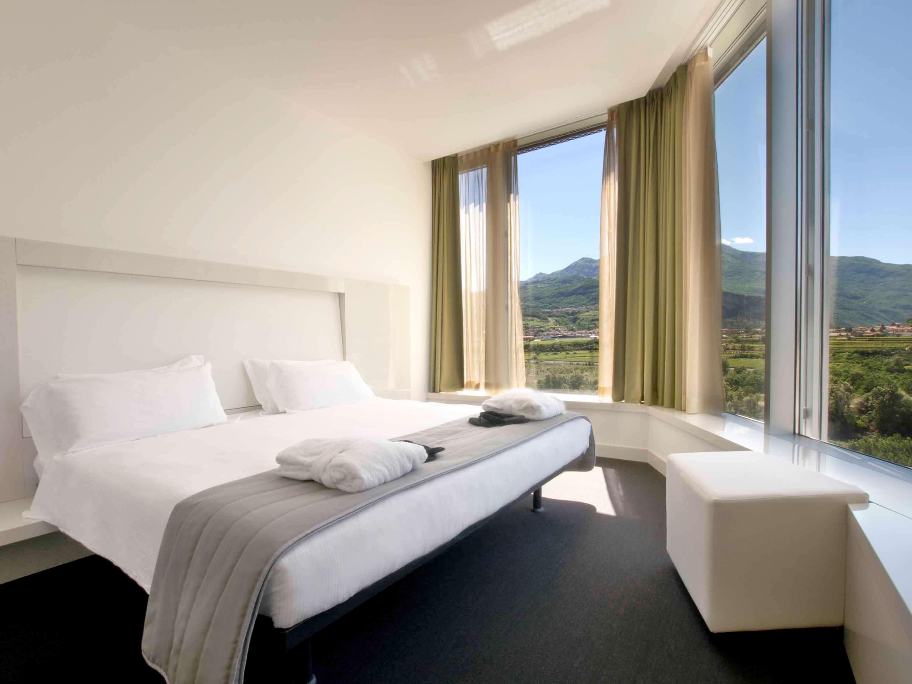 Mercure Nerocubo Rovereto Esterno foto