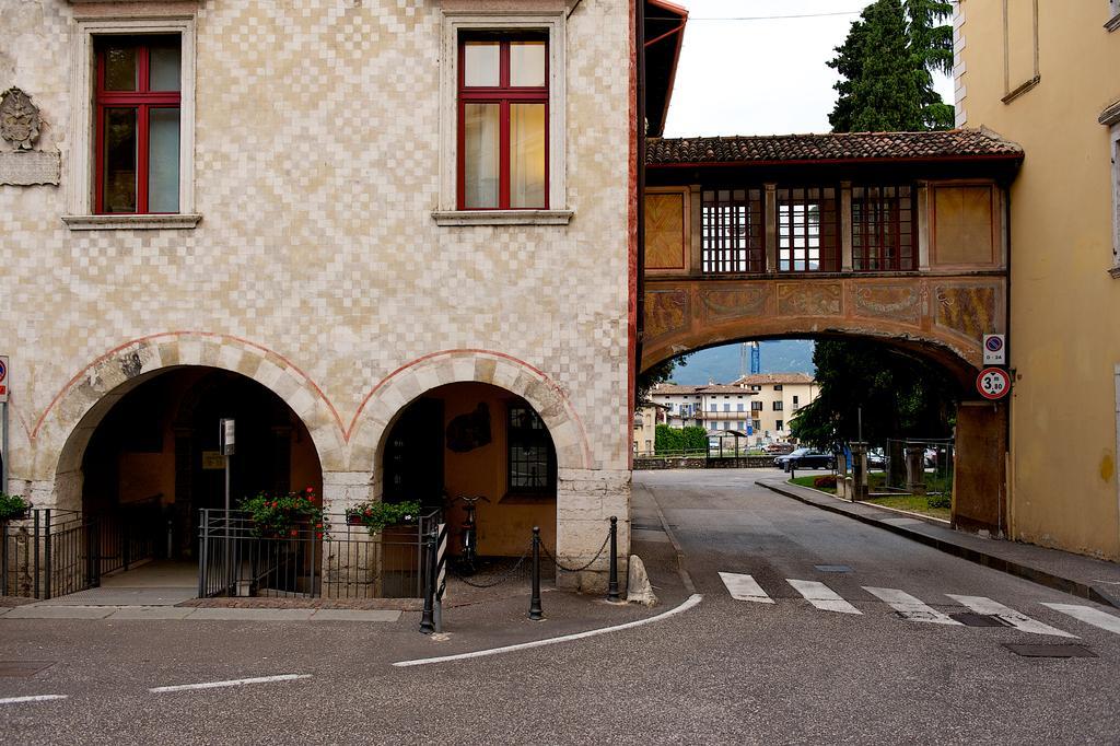 Mercure Nerocubo Rovereto Esterno foto