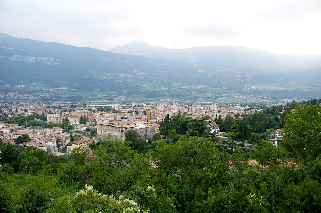Mercure Nerocubo Rovereto Esterno foto