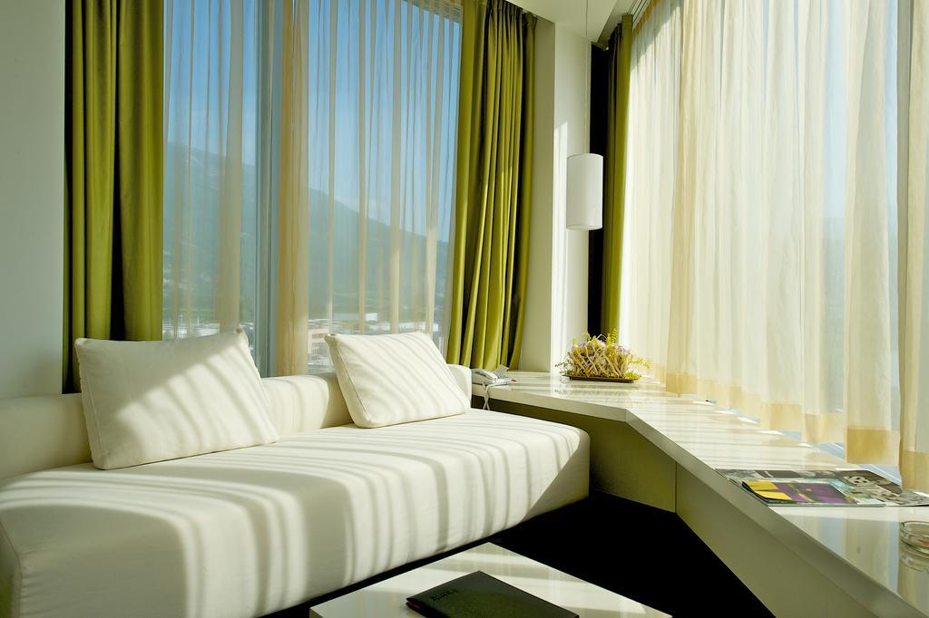 Mercure Nerocubo Rovereto Esterno foto